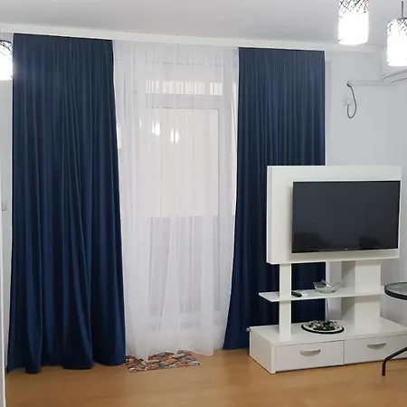 Emyo * Năvodari